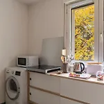 Balcon - Videoprojecteur - Parking Gratuit - Centre 5 Min Et Gare 3 Min En Tram Lägenhet