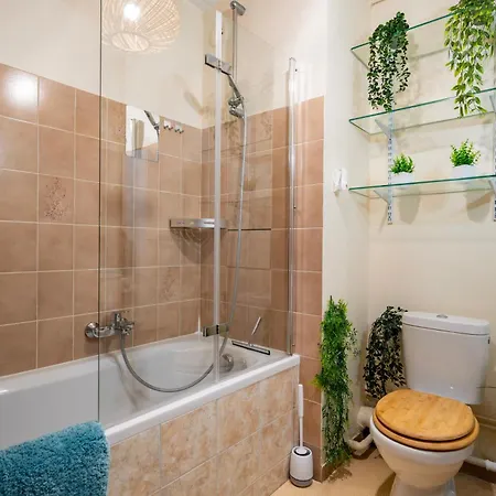 Διαμέρισμα Balcon - Videoprojecteur - Parking Gratuit - Centre 5 Min Et Gare 3 Min En Tram *