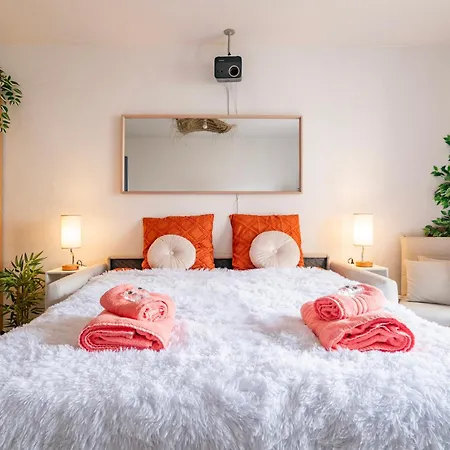 Balcon - Videoprojecteur - Parking Gratuit - Centre 5 Min Et Gare 3 Min En Tram