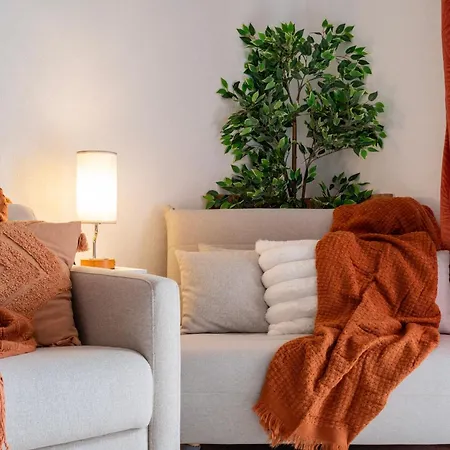 Apartman Balcon - Videoprojecteur - Parking Gratuit - Centre 5 Min Et Gare 3 Min En Tram *