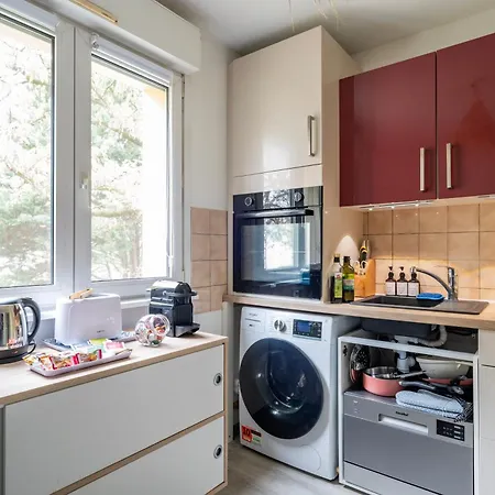Apartment Cathyvoyages Com - Balcon - Netflix Prime Videoprojecteur - Garage Possible Ou Parking Gratuit Rue - Centre 8 Min Et Gare 5 Min En Tram - Confort Et Proprete Strasbourg